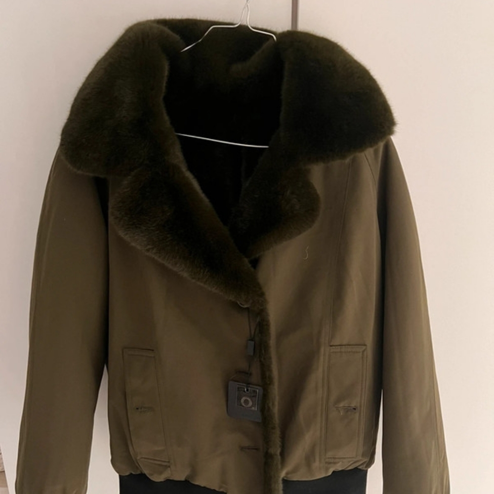 Beautiful new reversible faux fur jacket